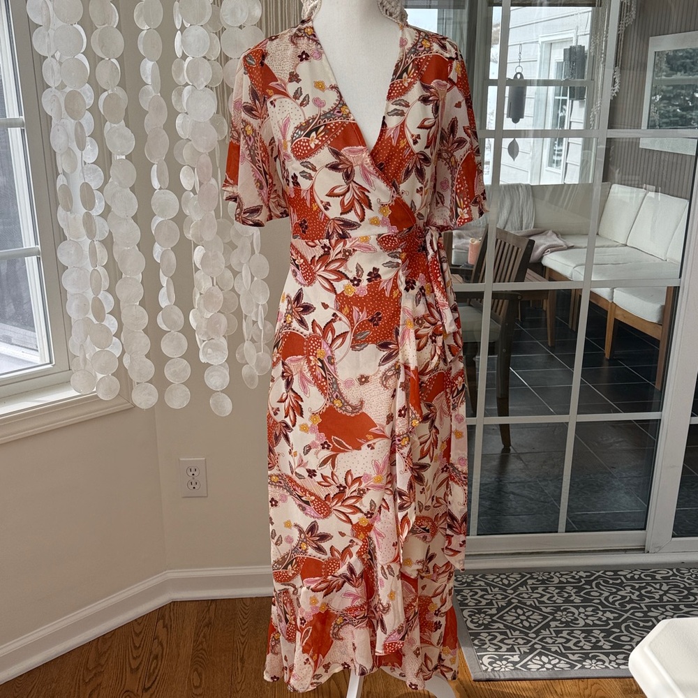 Dress Forum Red and Cream Floral Maxi Dress